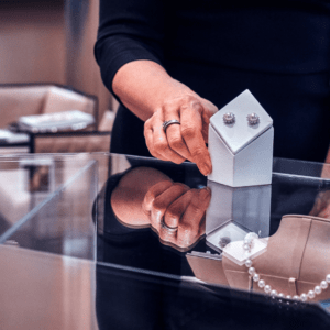 Fashion Store Assistant Training