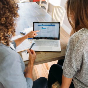 Finance: Financial Advisor