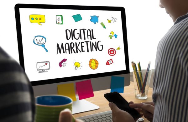 Marketing : Advertising & Digital Marketing