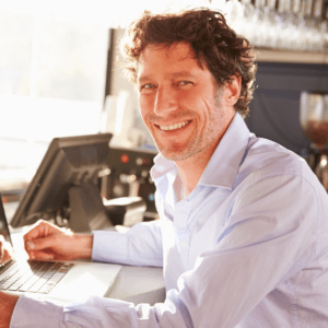 How To Become A Social Media Manager